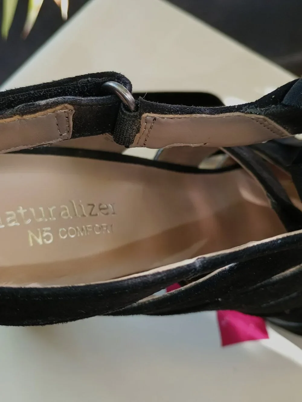 Black Strappy Suede Heels – Naturalizer Size 7M